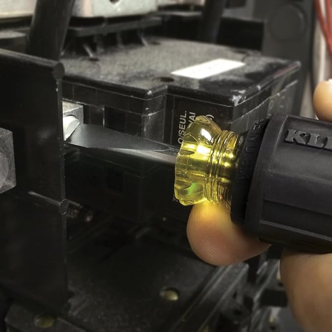 Klein Tools 85071 Stubby Slotted and Phillips Screwdriver Set, Made in USA, with 5/16-Inch Cabinet-Tips and #2 Phillips-Tip, 2-Piece