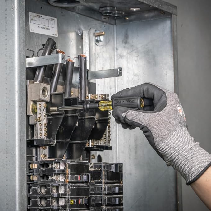 Klein Tools 6013K Slotted Screw-Holding Screwdriver, 3/16-Inch Split-Blade Flat Head Driver, Positive Gripping Action, Cushion-Grip Handle