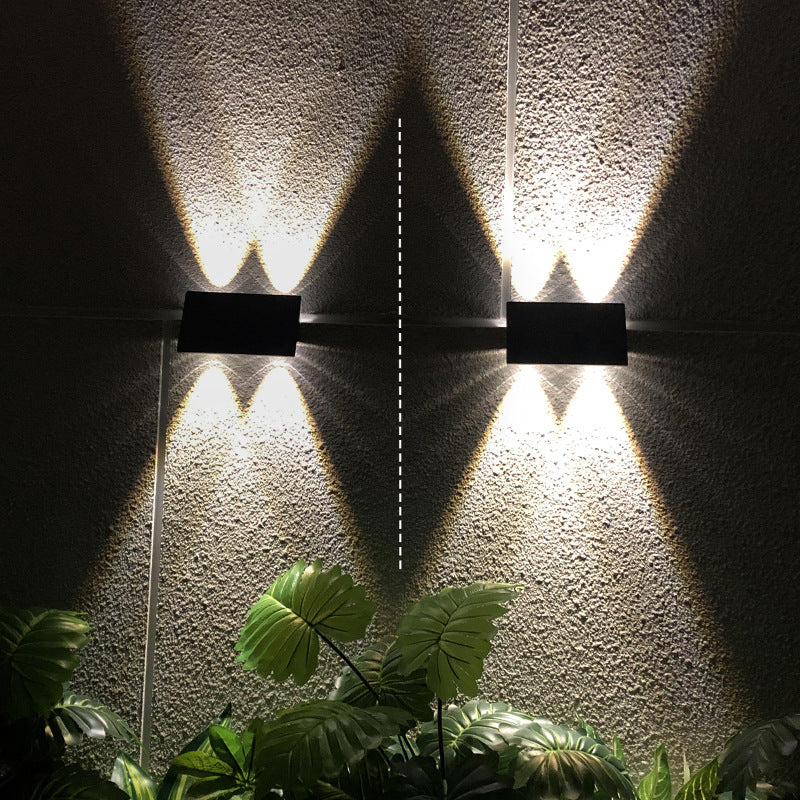LED Solar Wall Light for Outdoor Garden Decoration